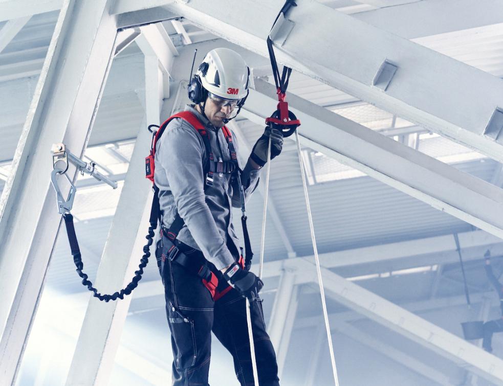 37790 00emea protecta photo 74